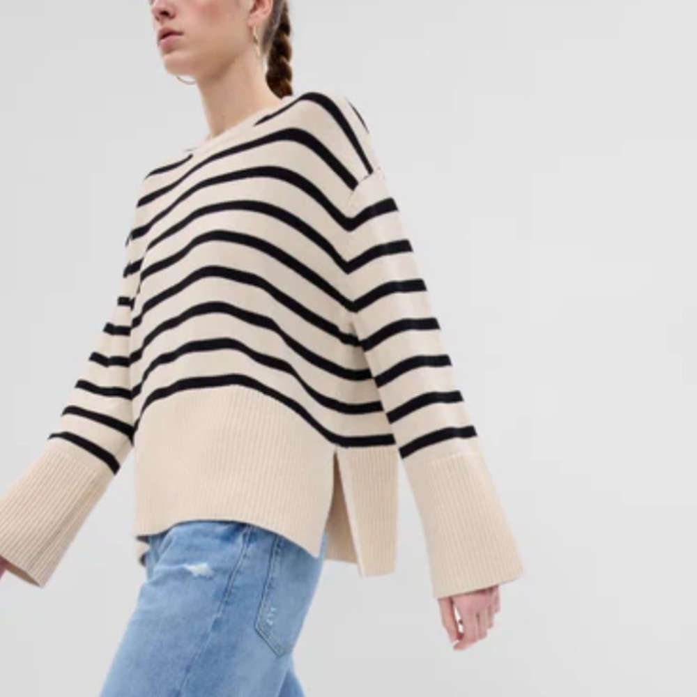 GAP Cream and Black Striped Crewneck Split Hem Sweater